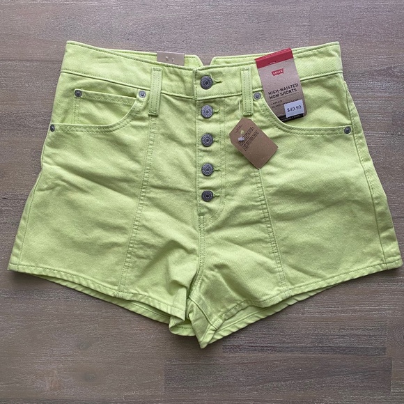 Levis High Waisted Mom Shorts Relaxed Womens Size 33 or 34 Neon Green - Picture 3 of 8